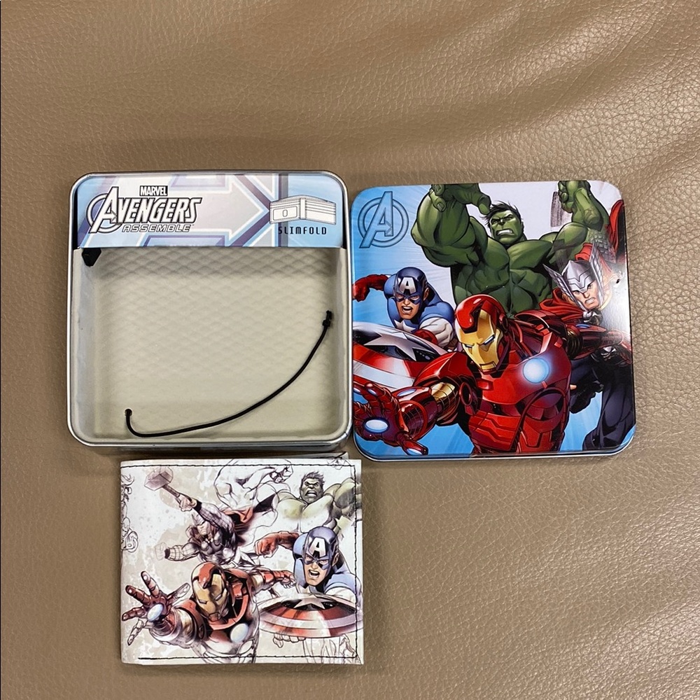 Marvel Avengers Assemble Tin and Slim Fold Wallet Set - 4 1/2” x 3 1/2”